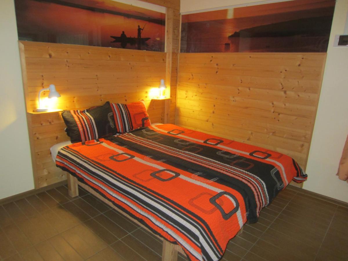 Elso Fecske Apartmanok Siofok Exterior photo