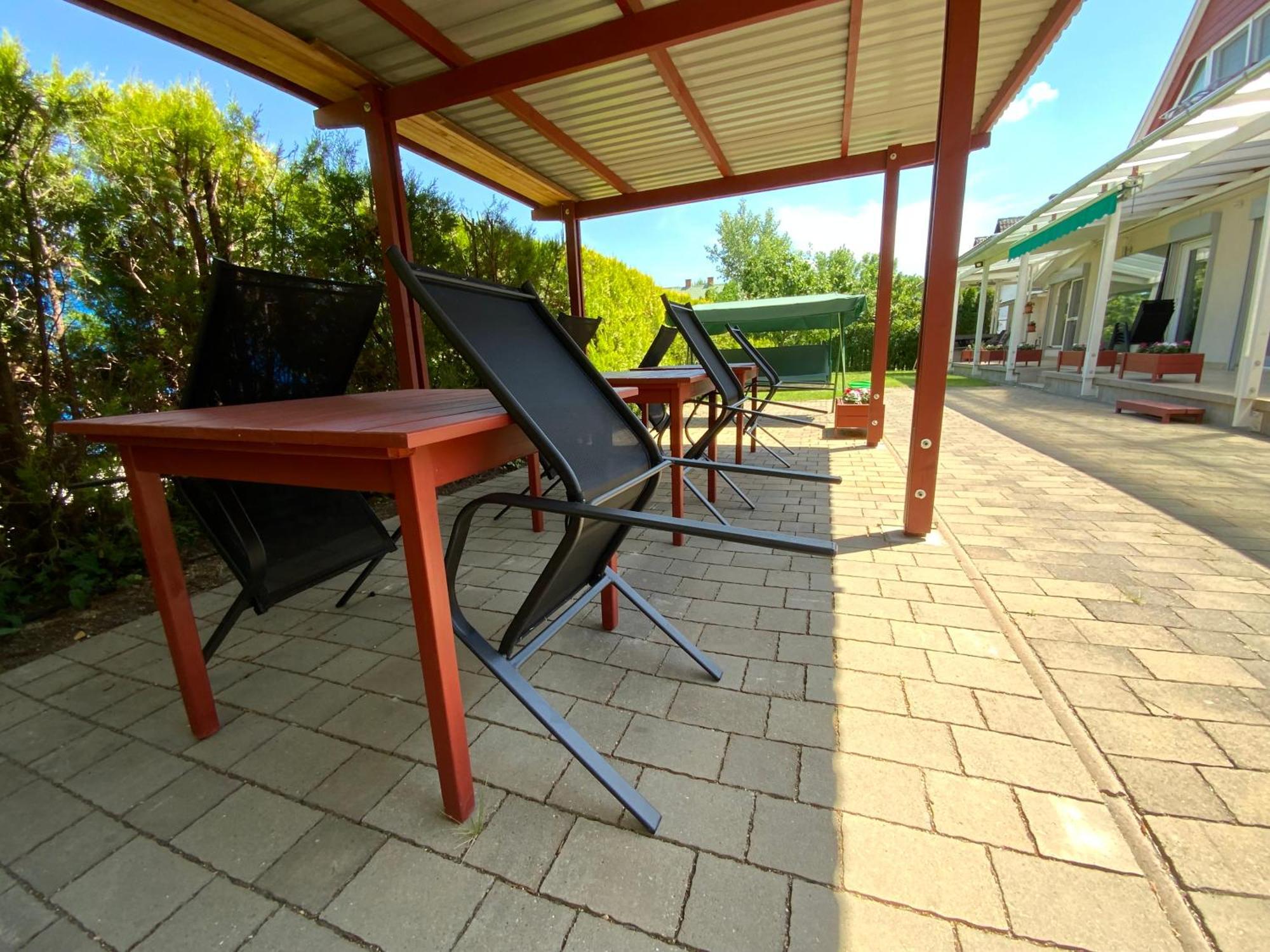 Elso Fecske Apartmanok Siofok Exterior photo